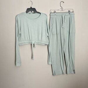 GUC L GYMSHARK blue slounge ribbed crop long sleeve with draw string waist